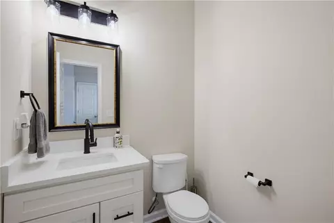 Bath - 346 Lamont Ln, Hampton, GA 30228 photo 1 of 4
