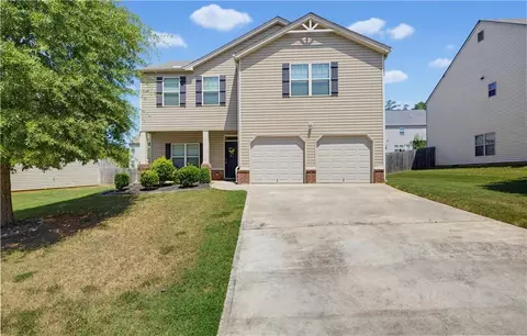346 Lamont Ln, Hampton, GA 30228