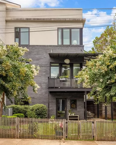 220 Wilbur Ave SE, Atlanta, GA 30316