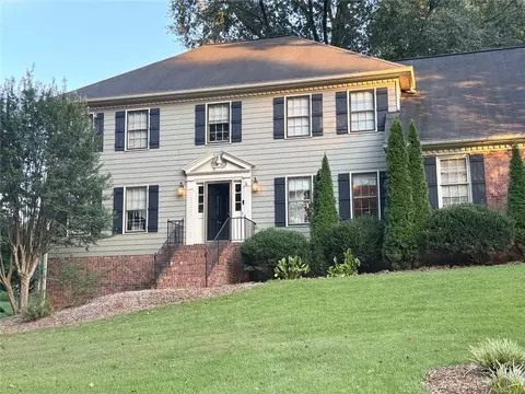 3856 Cynthia Way SW, Lilburn, GA 30047
