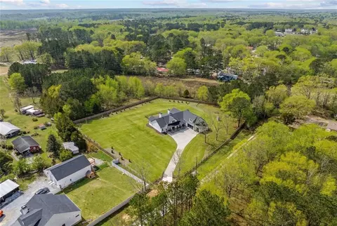 View/Area - 825 Arch Tanner Rd, Bethlehem, GA 30620 photo 2 of 4