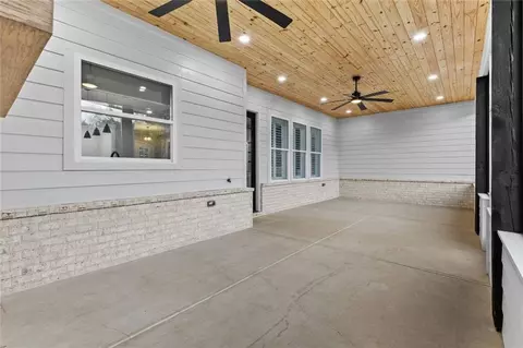 Exterior - 825 Arch Tanner Rd, Bethlehem, GA 30620 photo 13 of 20