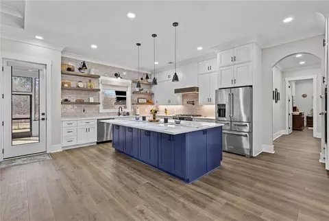 Kitchen - 825 Arch Tanner Rd, Bethlehem, GA 30620 photo 4 of 11