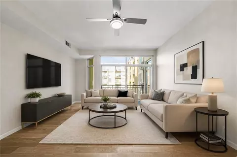 711 Cosmopolitan Dr, Atlanta, GA 30324