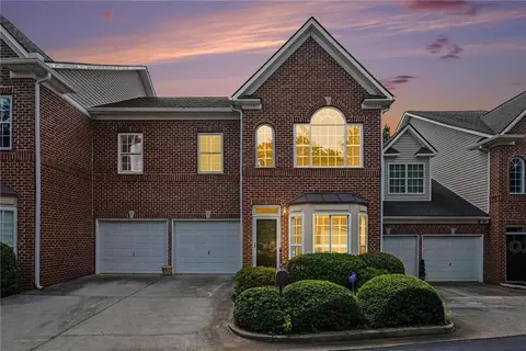 5004 Lexington Dr, Roswell, GA 30075