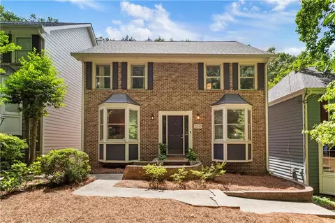 2220 Defoors Ferry Rd NW, Atlanta, GA 30318