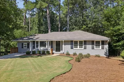 2900 Hollywood Dr, Decatur, GA 30033