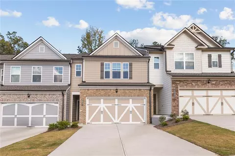 5665 Overview Dr, Flowery Branch, GA 30542