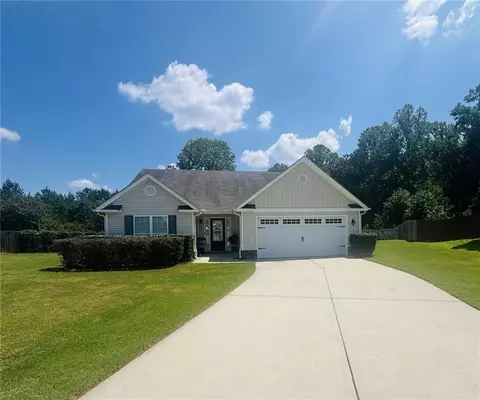 110 Manchester Ln, Jefferson, GA 30549
