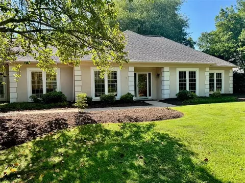 11860 Wexford Club Dr, Roswell, GA 30075