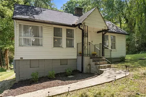 3383 Lawrence St, Scottdale, GA 30079