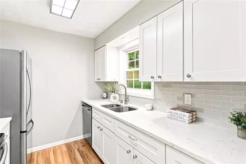 6304 Park Ave #D3, Sandy Springs, GA 30342