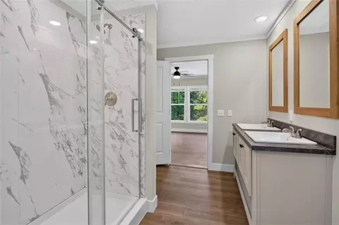 Bath - 758 Upper Burris Rd, Canton, GA 30114 photo 3 of 5