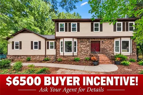 3824 Shawnee Run SW, Lilburn, GA 30047