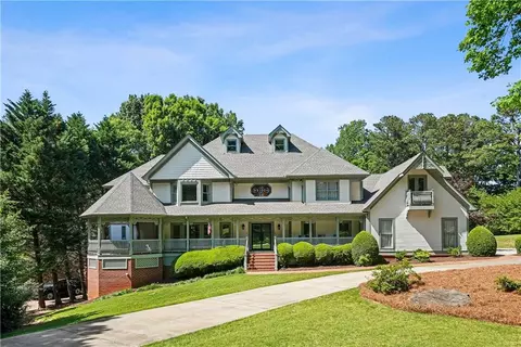 5102 Chastleton Dr, Stone Mountain, GA 30087