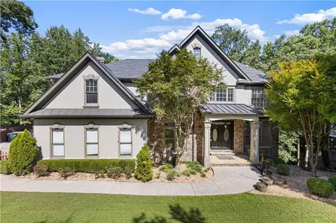 8430 Valemont Dr, Sandy Springs, GA 30350