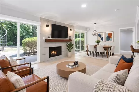 5400 Roswell Rd #N6, Sandy Springs, GA 30342