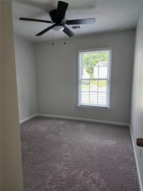 848 Eagle Creek Ct, Lawrenceville, GA 30044