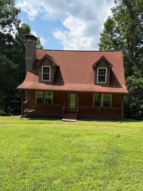 905 Hancock Mountain Trl, Waleska, GA 30183