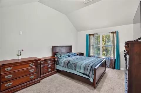 Bedroom - 993 Bentley Estate Dr, Dacula, GA 30019 photo 3 of 5