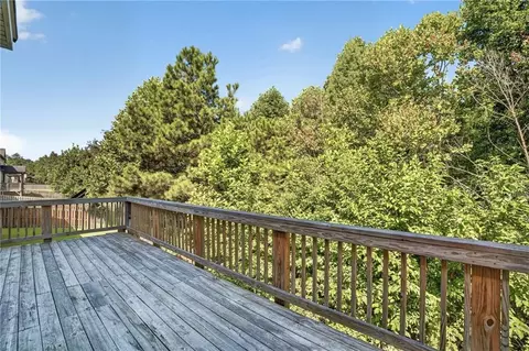 Exterior - 993 Bentley Estate Dr, Dacula, GA 30019 photo 9 of 10