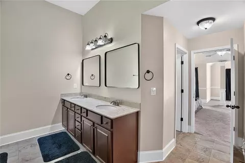 Entry Way - 993 Bentley Estate Dr, Dacula, GA 30019 photo 7 of 9