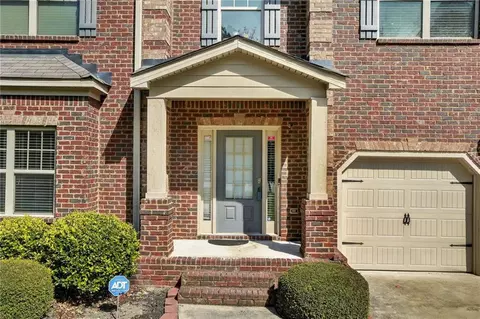 Exterior - 993 Bentley Estate Dr, Dacula, GA 30019 photo 6 of 10