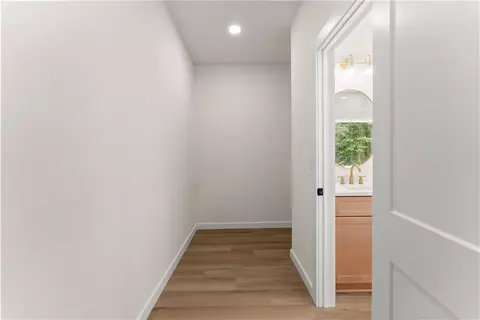 Entry Way - 4635 Perry Rd, Gainesville, GA 30506 photo 2 of 2