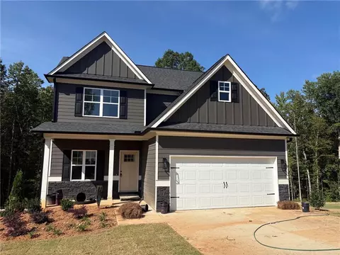 54 Jeffrey Ln, Dallas, GA 30157