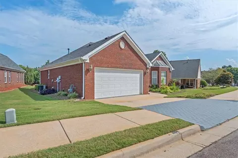 Exterior - 293 Prominent Loop, Mcdonough, GA 30253 photo 3 of 6