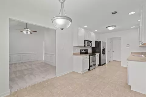 Entry Way - 293 Prominent Loop, Mcdonough, GA 30253 photo 5 of 5