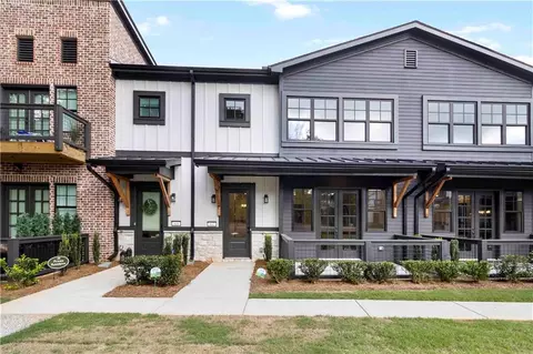 947 Willingham Dr #2, Hapeville, GA 30354