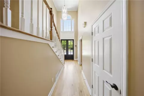 Entry Way - 2255 Pinehaven Ct SW, Grayson, GA 30017 photo 5 of 14