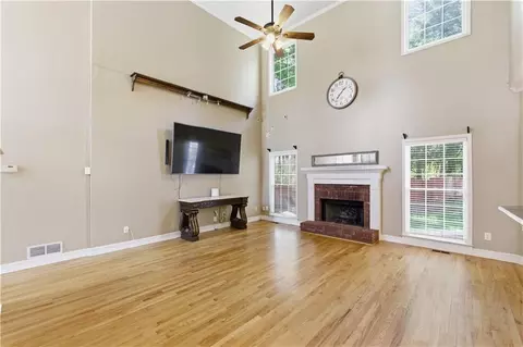 Living - 2255 Pinehaven Ct SW, Grayson, GA 30017 photo 2 of 4