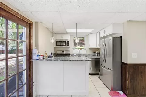 Kitchen - 2255 Pinehaven Ct SW, Grayson, GA 30017 photo 5 of 5