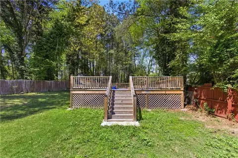 Exterior - 2255 Pinehaven Ct SW, Grayson, GA 30017 photo 7 of 9