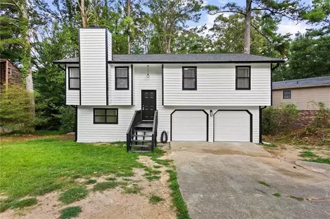 5882 Williams Rd, Norcross, GA 30093