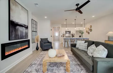1927 Kinnard Aly, Kennesaw, GA 30144