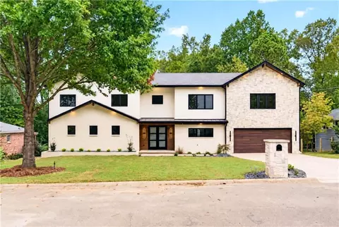 1434 Meadowcreek Ln, Dunwoody, GA 30338