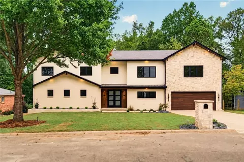 1434 Meadowcreek Ln, Dunwoody, GA 30338