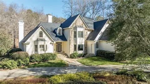 325 Riverhall Ct, Sandy Springs, GA 30350