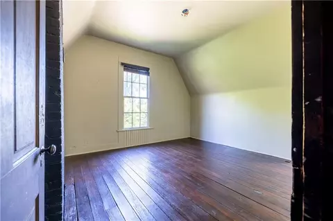 Bedroom - 906 E 2nd Ave E, Rome, GA 30161 photo 2 of 2