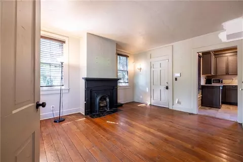 Living - 906 E 2nd Ave E, Rome, GA 30161 photo 7 of 8