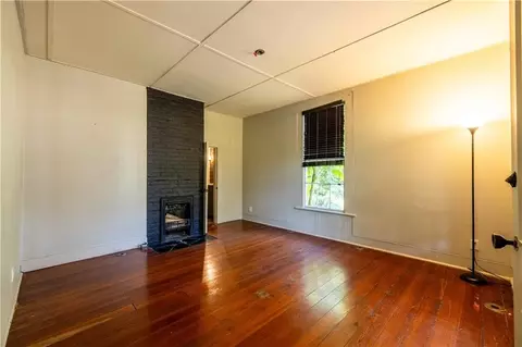 Living - 906 E 2nd Ave E, Rome, GA 30161 photo 8 of 8