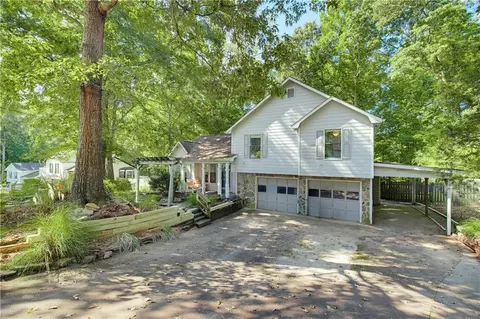 138 Hickory Trl, Dallas, GA 30132