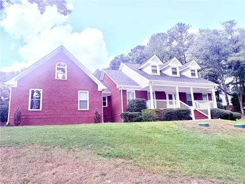 2660 Sandy Creek Cir, Loganville, GA 30052