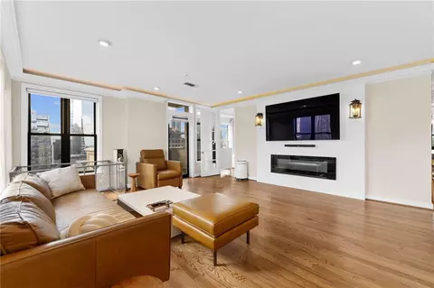 3334 Peachtree Rd NE #1412, Atlanta, GA 30326