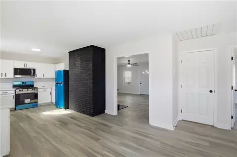 Entry Way - 1781 Brooks Rd, Dacula, GA 30019 photo 3 of 5