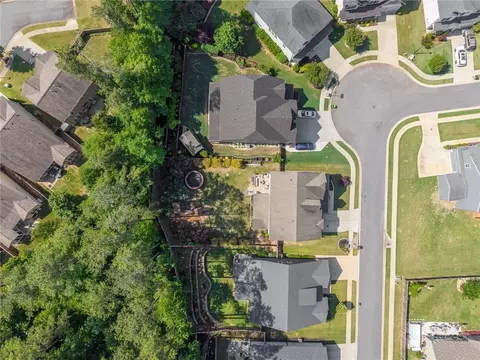 View/Area - 142 Madison St, Canton, GA 30115 photo 2 of 4