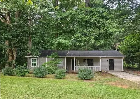 520 Snowfall Ter, Palmetto, GA 30268